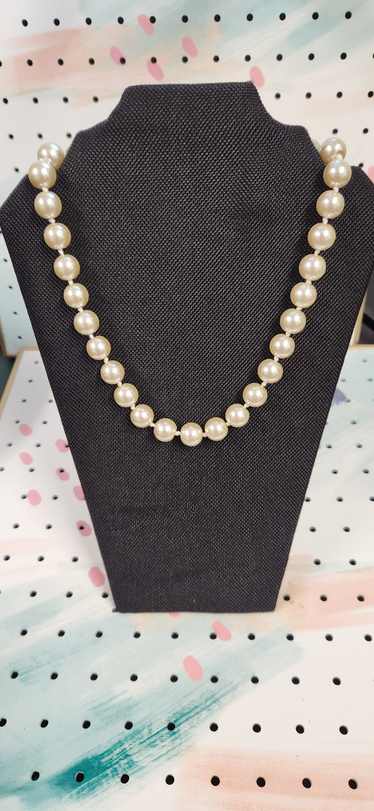 Jumbo Pearl Necklace